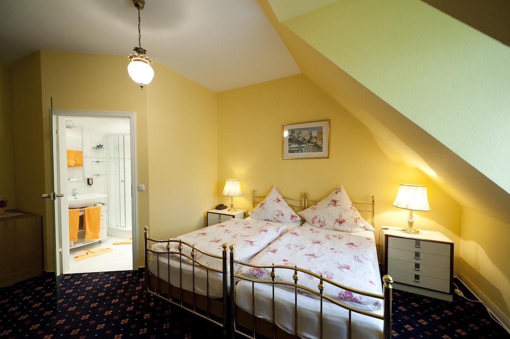 Hotel Spoettel Bad Nauheim Exterior photo